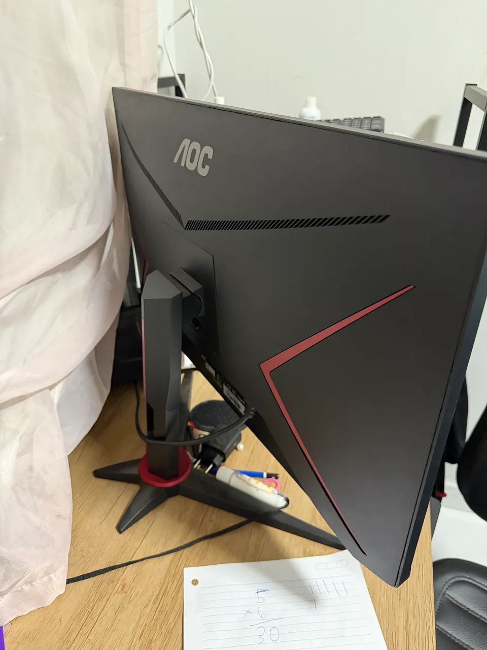 Monitor gamer AOC 27 - Foto 2