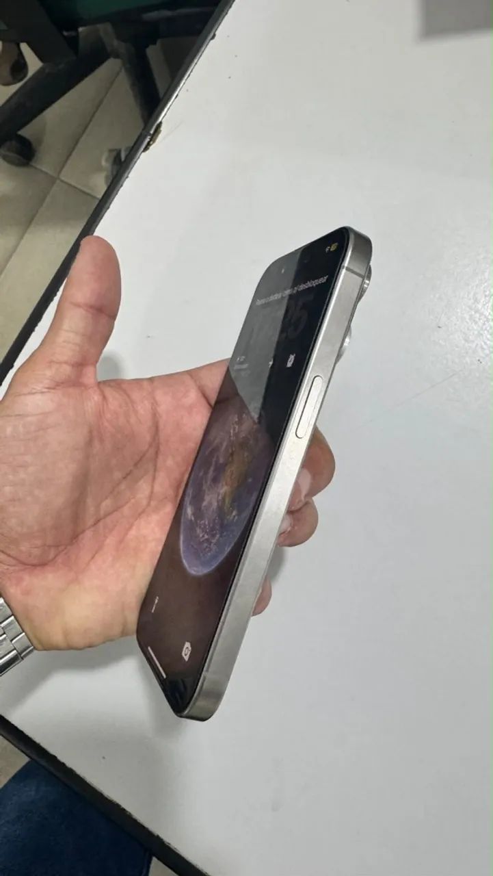 Iphone 15 PRO  - Foto 4