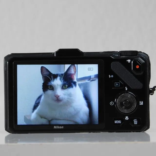 câmera nikon coolpix s9300 16 megapixels - Câmeras e Filmadoras