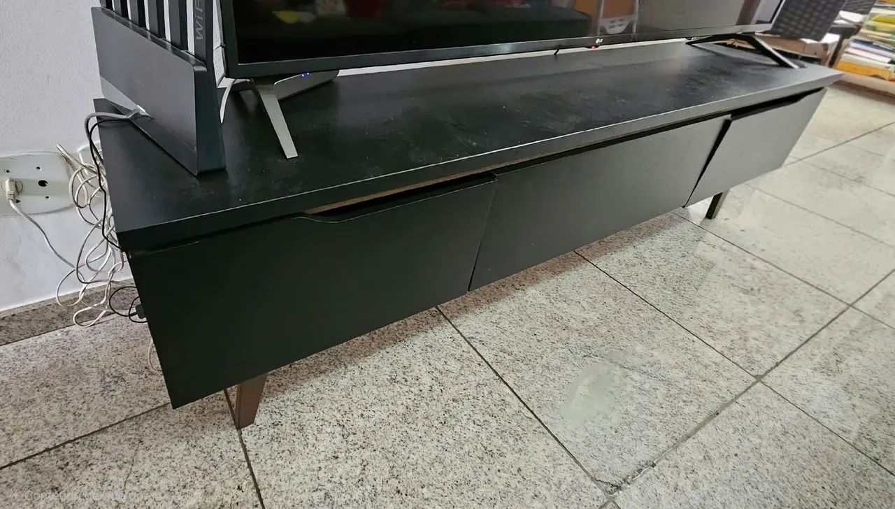 Rack TV