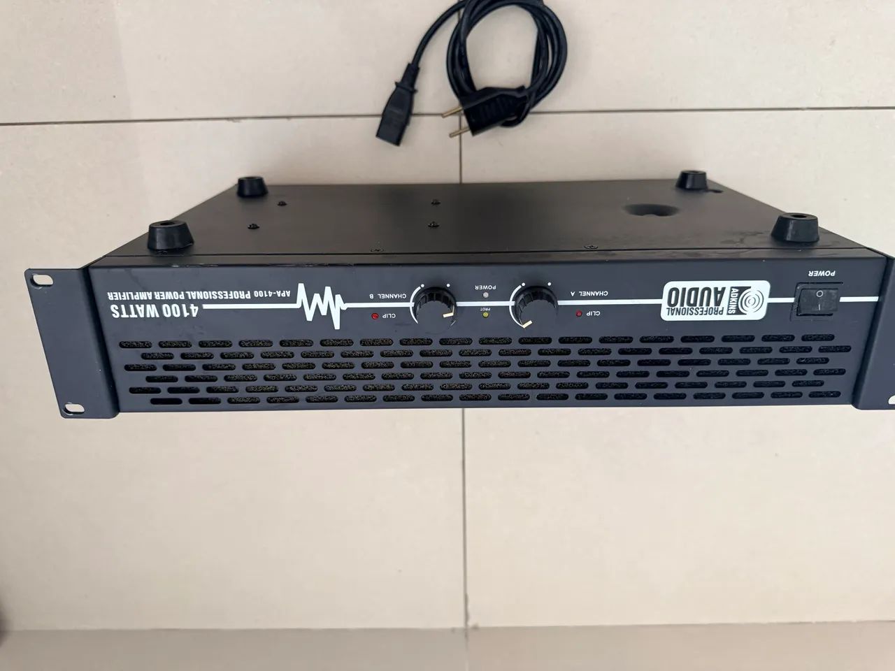 Amplificador de Potência 4100 watts - Foto 3