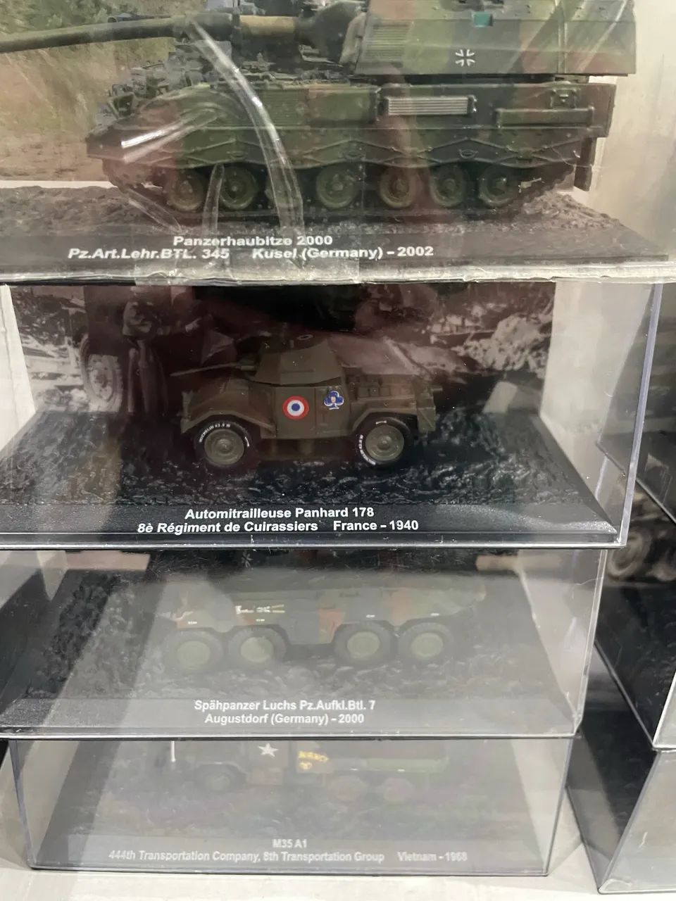 Miniaturas de blindados  do exército escala 1/43  - Foto 3