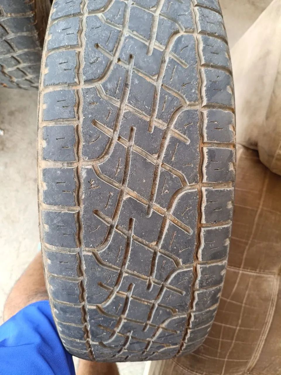 Peneus 235/70r16  - Foto 2