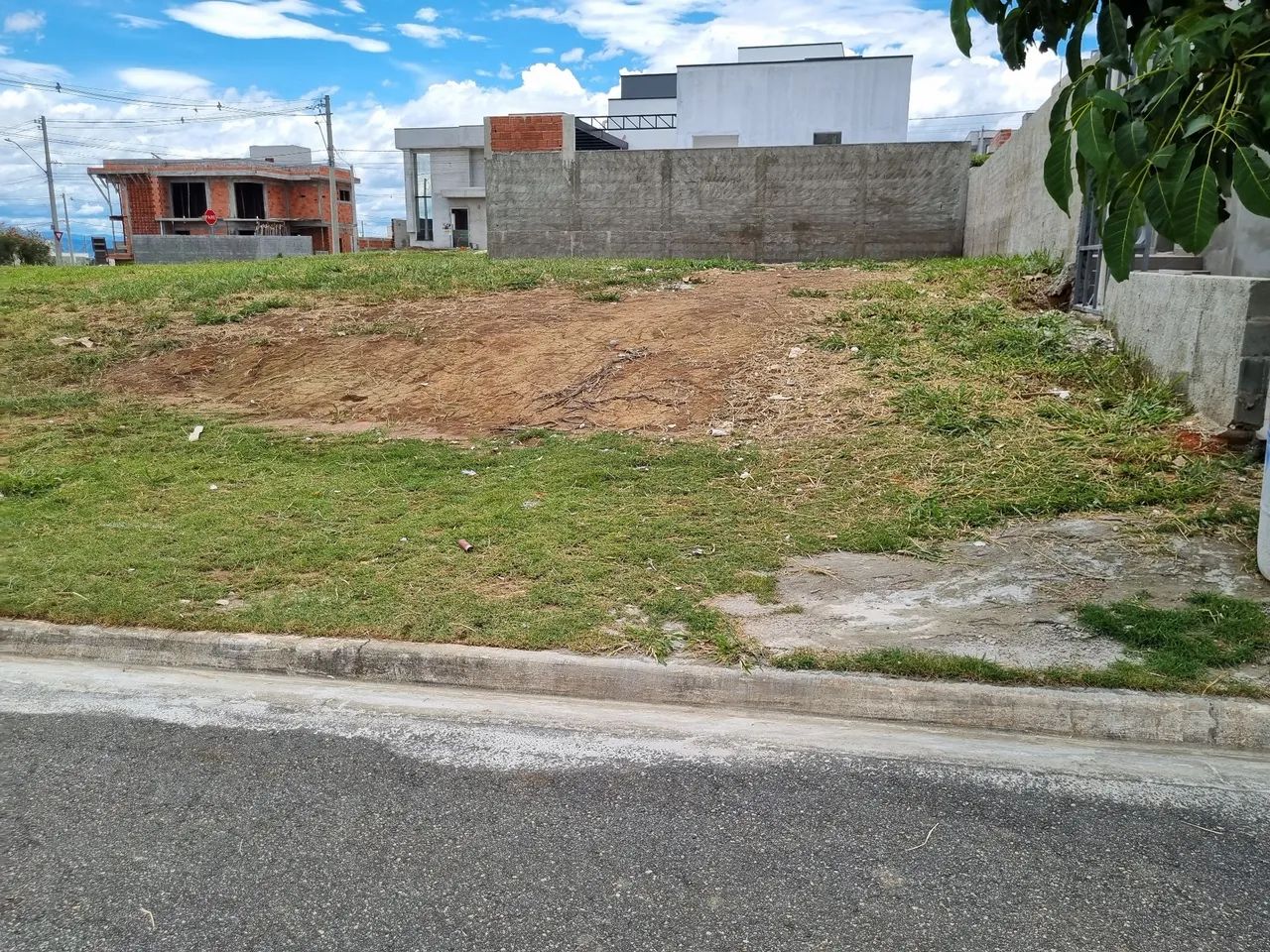 Foto - São José dos Campos - Loteamento Floresta