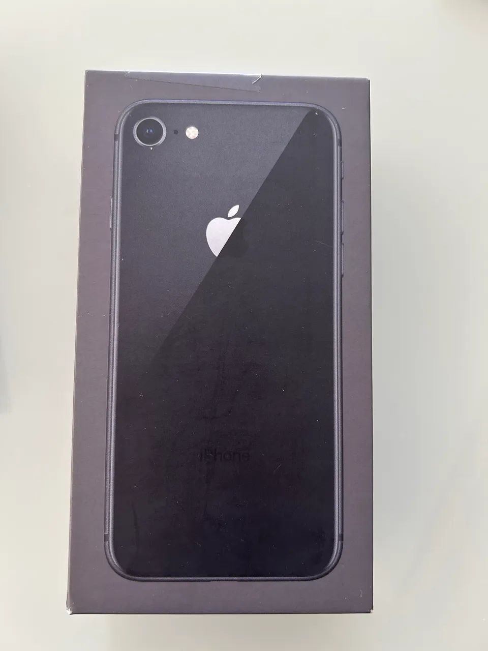 Caixa iPhone 8 e iPhone SE INDIVIDUAL 