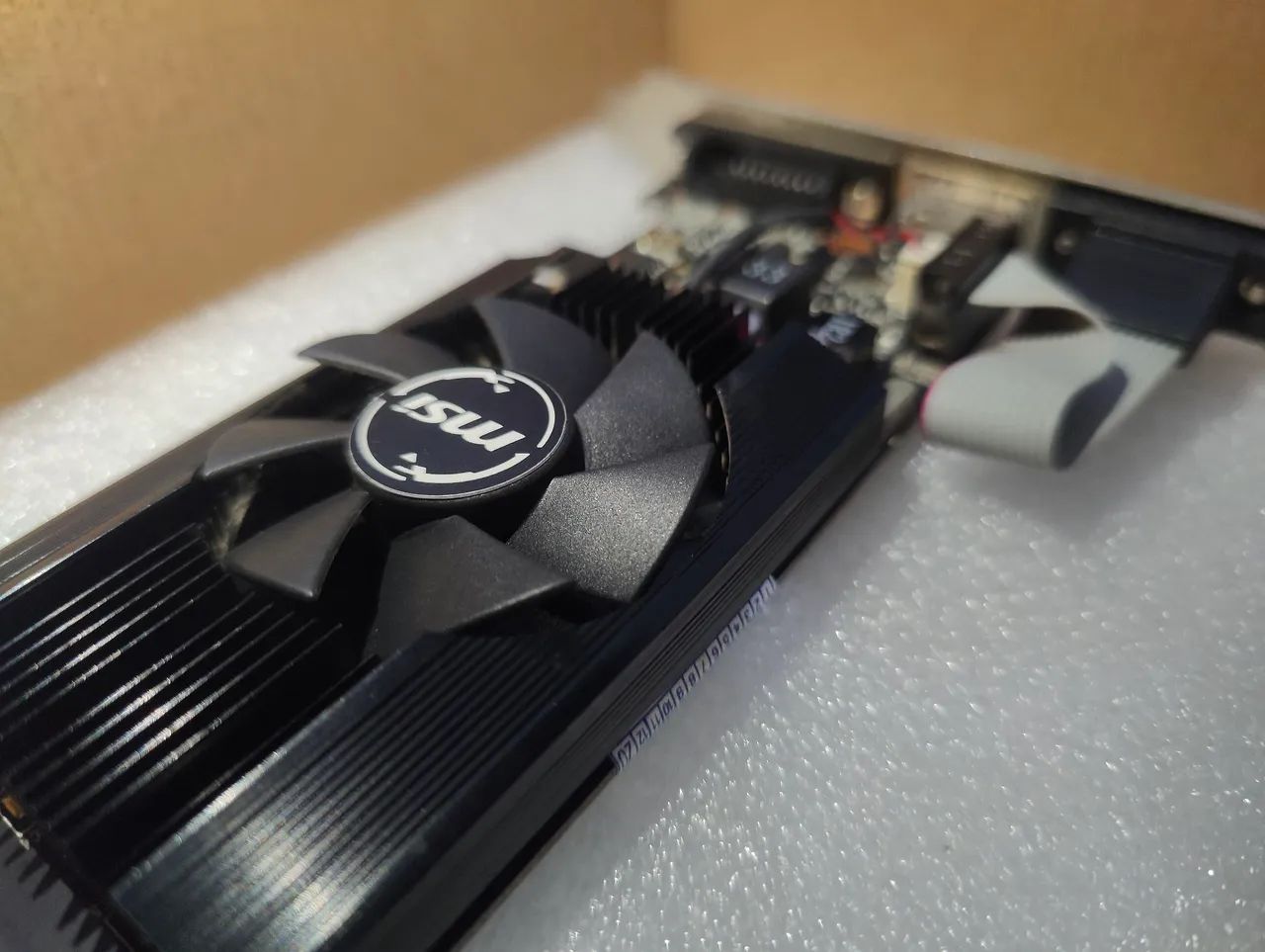 GT710 MSI - Muito conservada  - Foto 6