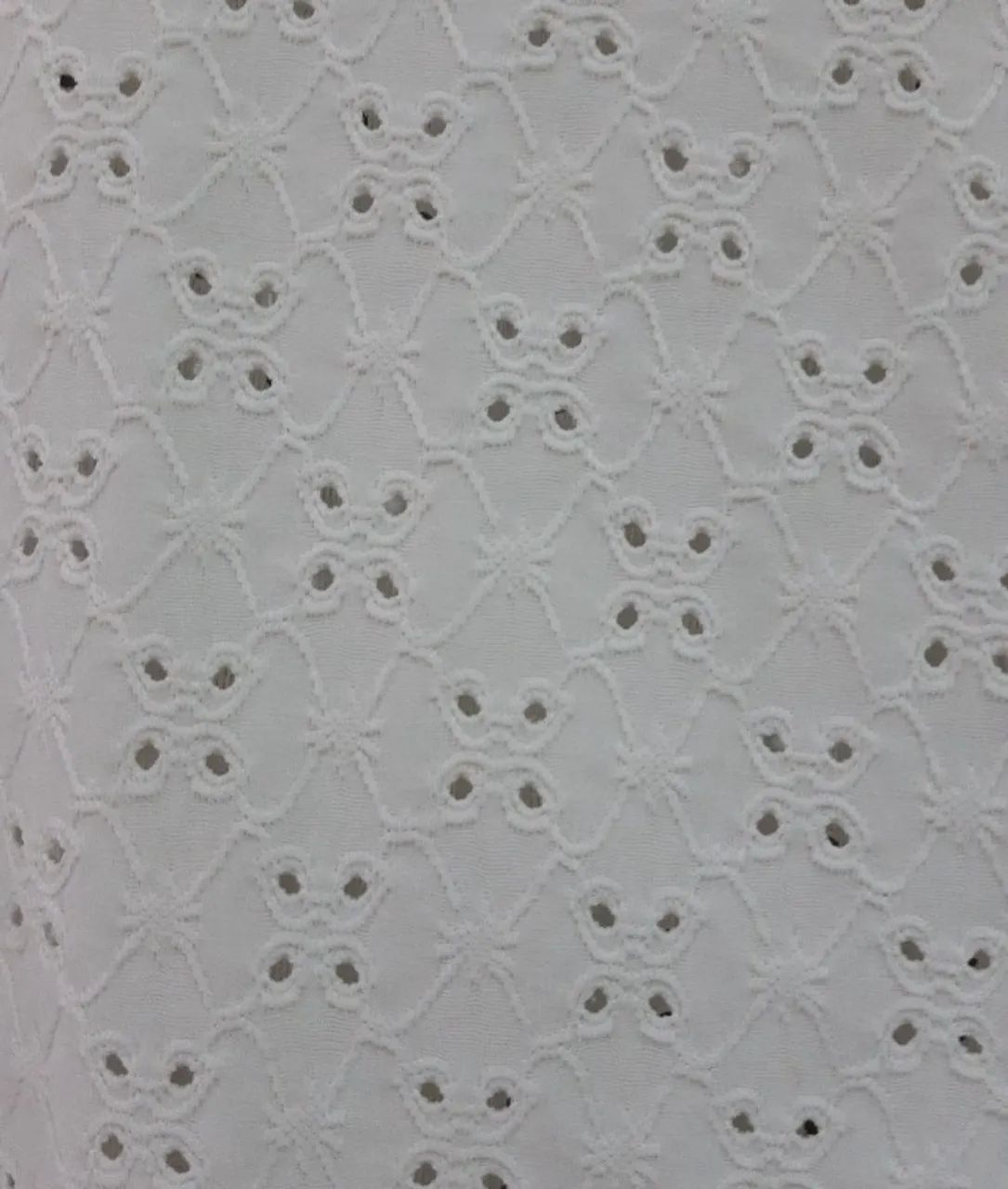 blusa branca em laise tam M Viva - Foto 3