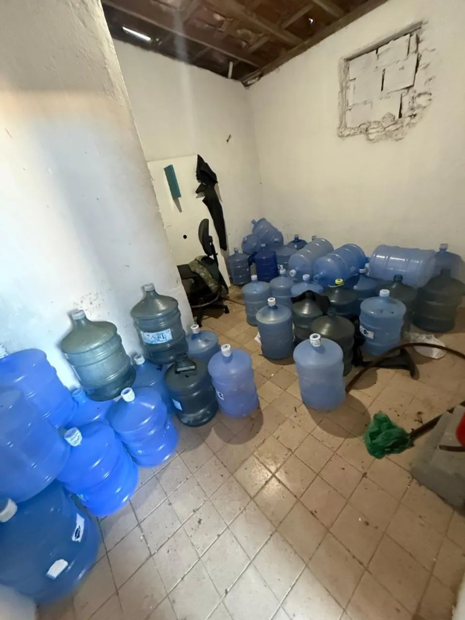 Distribuidora revenda gás e água bairro atalaia - Foto 5