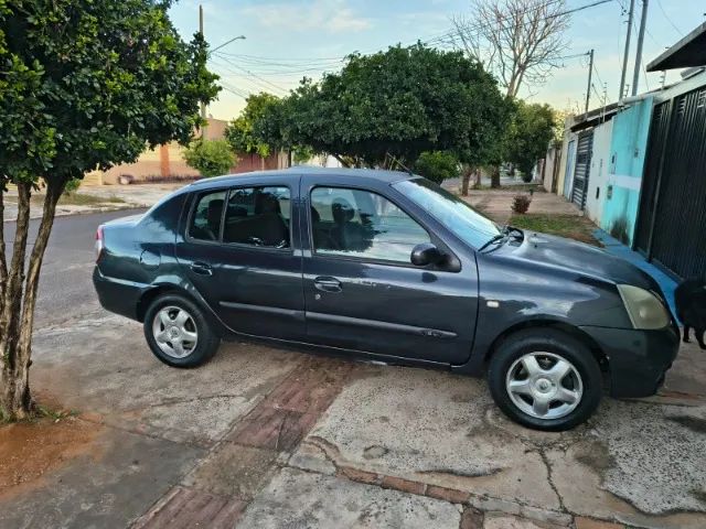 Renault Clio SED. PRIVILÈGE HI-FLEX 1.6 16V 4P 2006