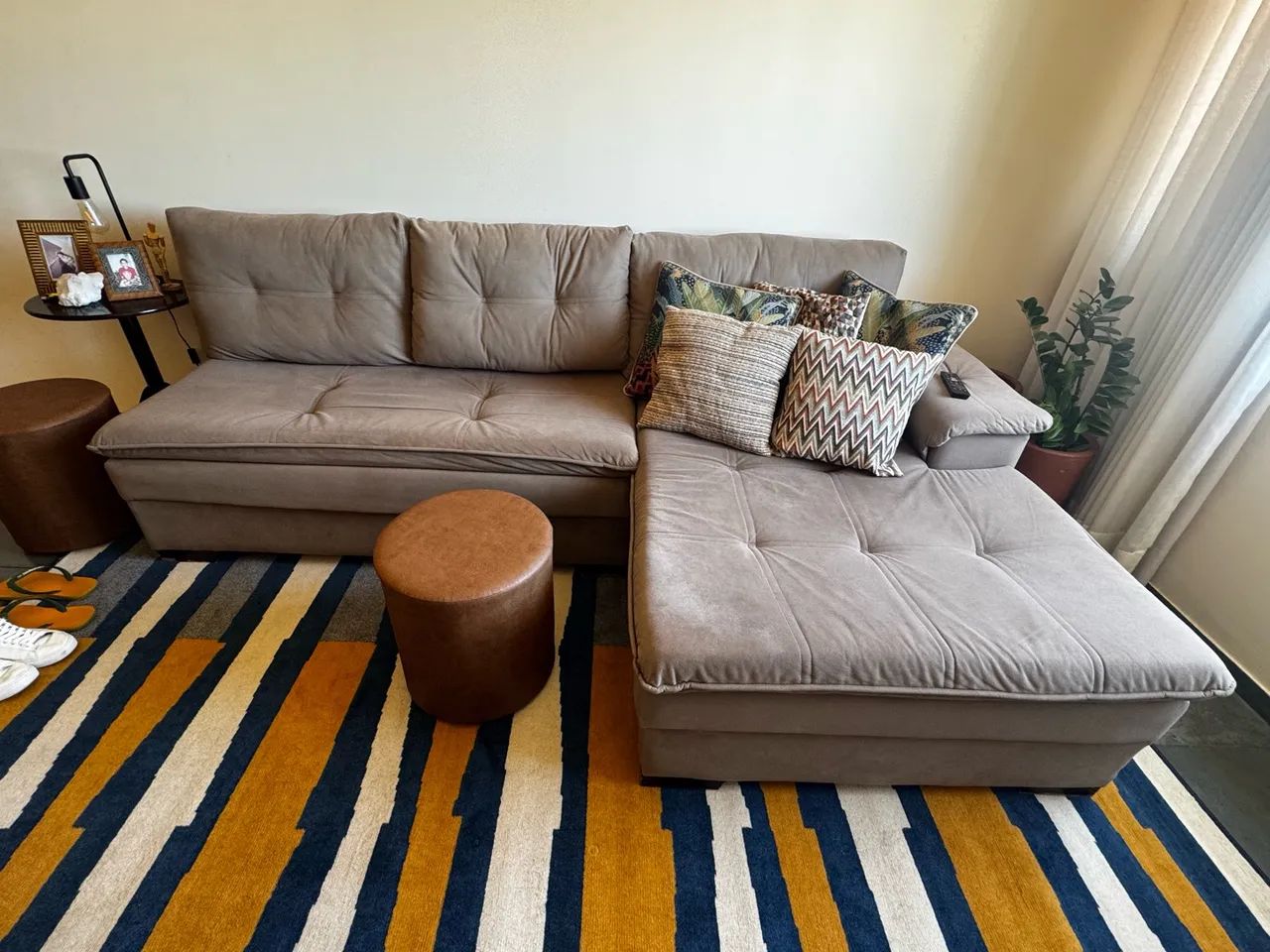 SOFÁ MODULAR COM CHAISE