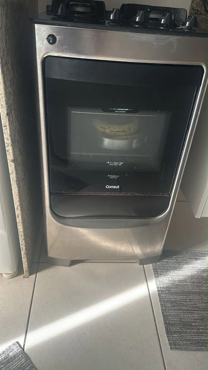 Fogão 4 Bocas Consul Inox Acendimento Automático.       Ótimo estado