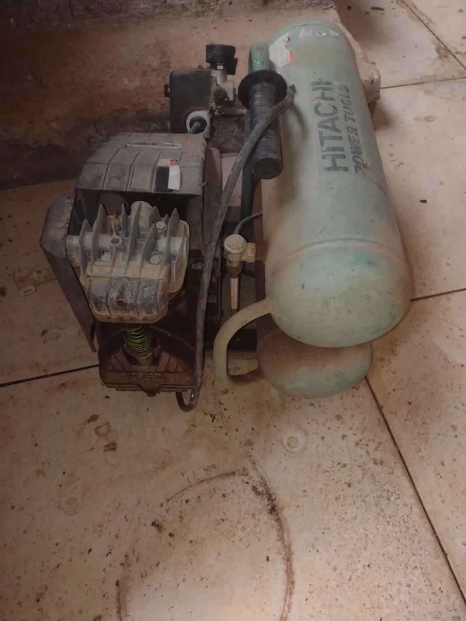 Compressor de ar Hitashi - Foto 6