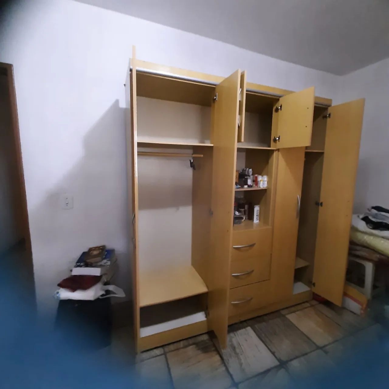 VENDO GUARDA-ROUPA - Foto 4