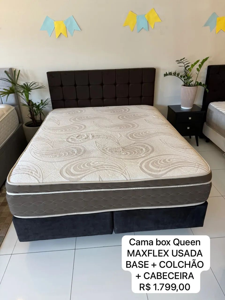 Colchão Queen MAXFLEX SEMINOVO TOP COM CAMA BOX 