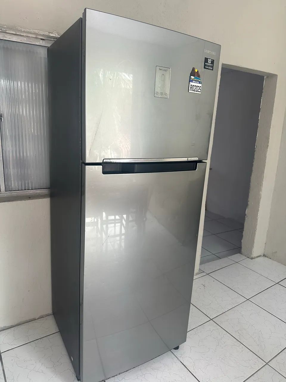Geladeira com defeito 