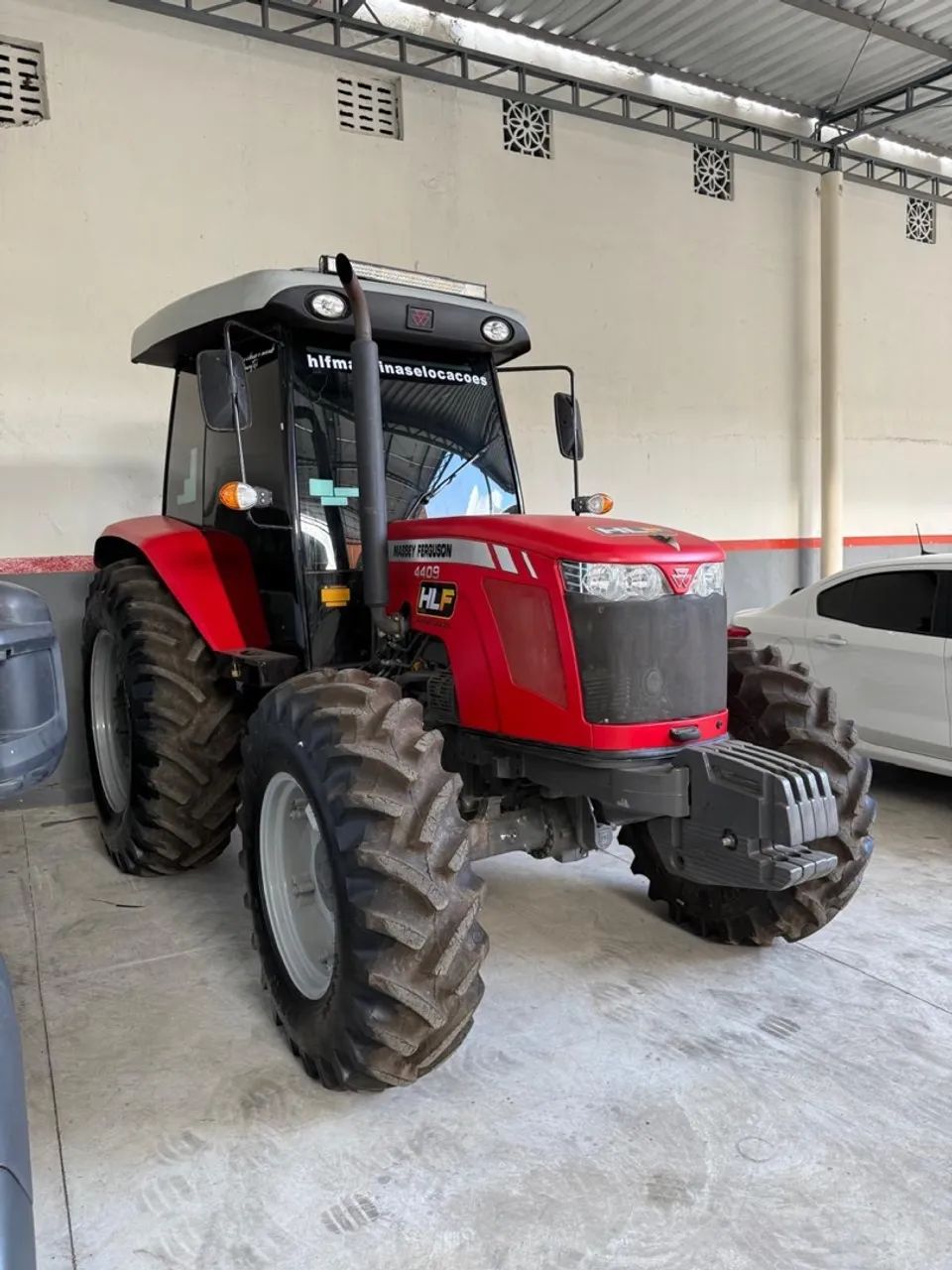 TRATOR MASSEY 4409  - Foto 2