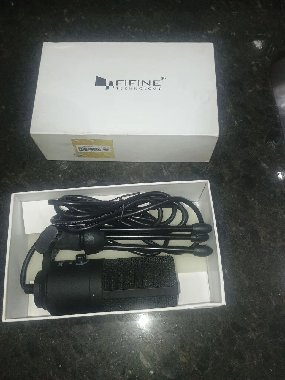 Microfone fifini 