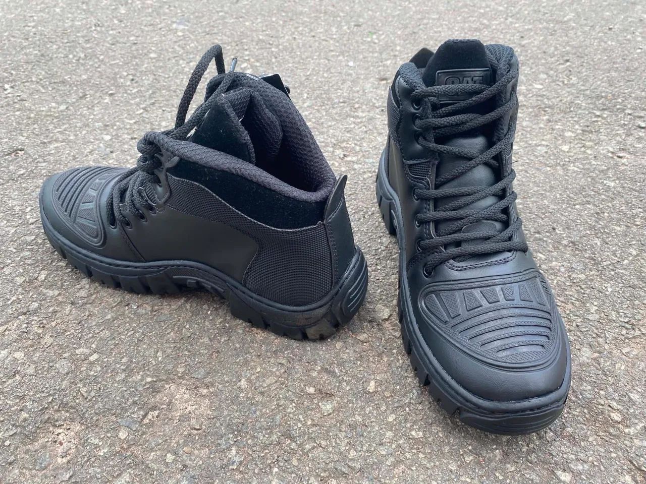 Bota Caterpillar Preta - Nova, Linha Premium, Confortável e Resistente! - Foto 2