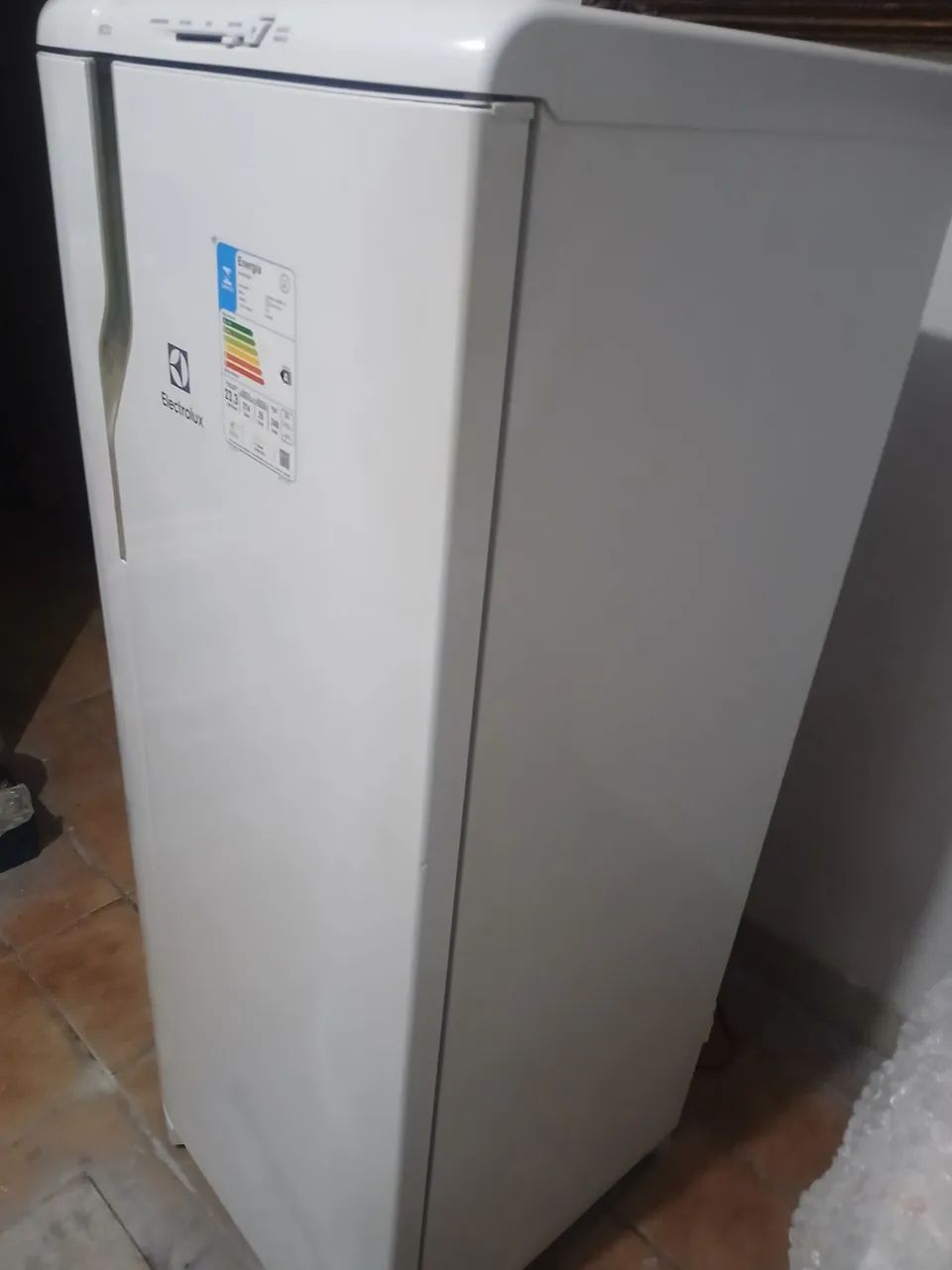 Frigobar Electrolux 240 l ótimo entrego grátis local  - Foto 4