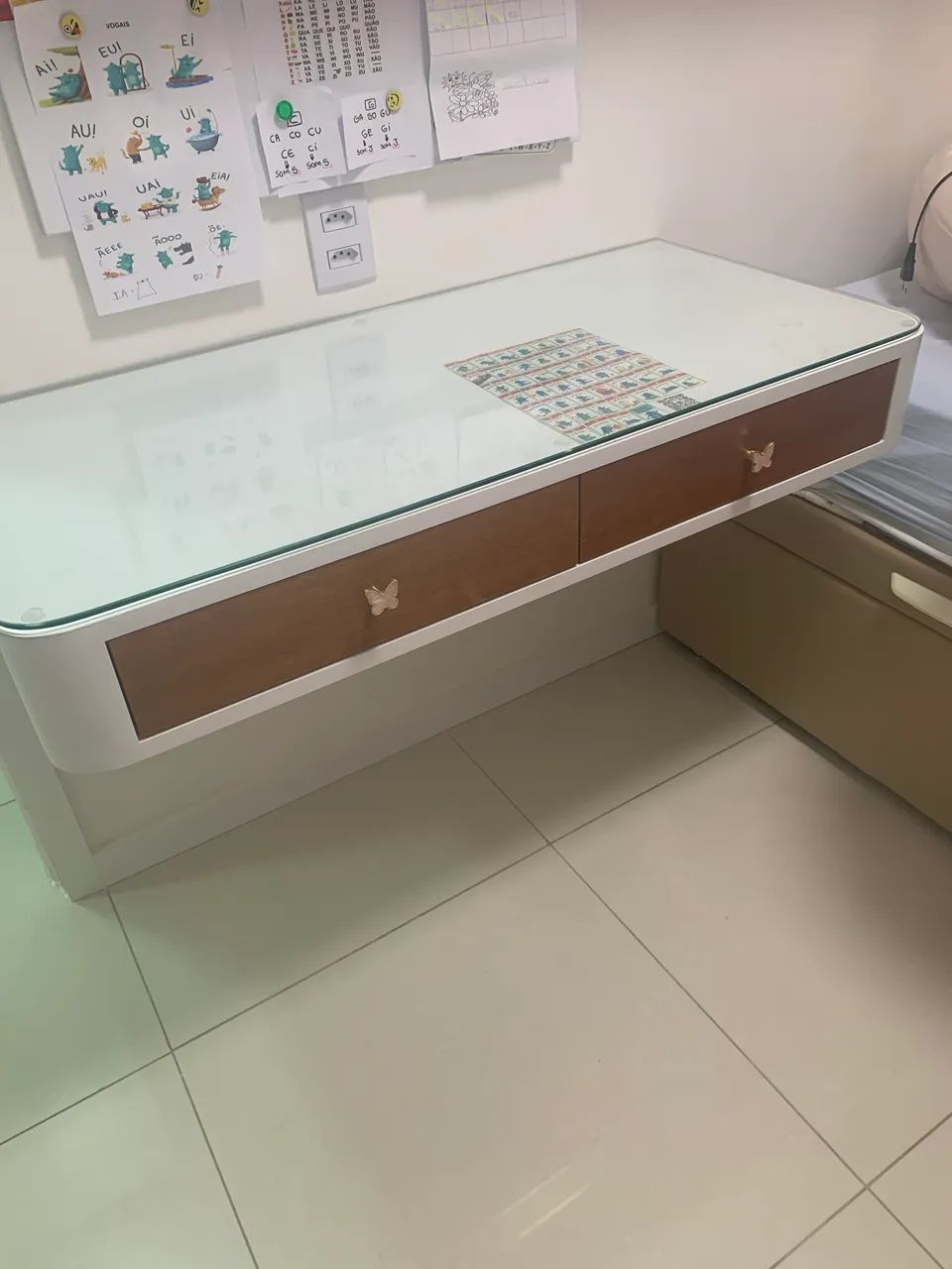 Mesa escrivaninha 