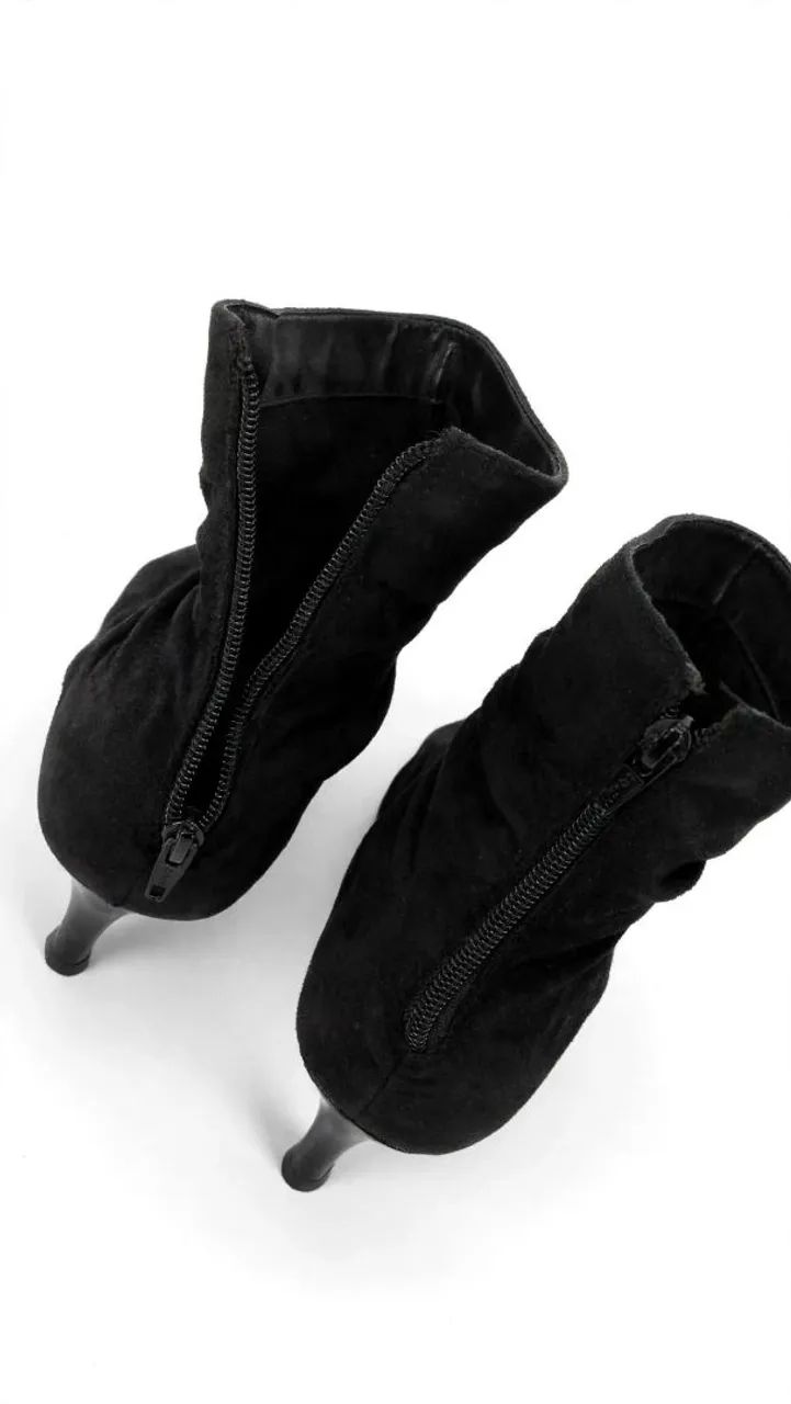 Bota Ankle Bico Fino com Drapeado - Foto 4