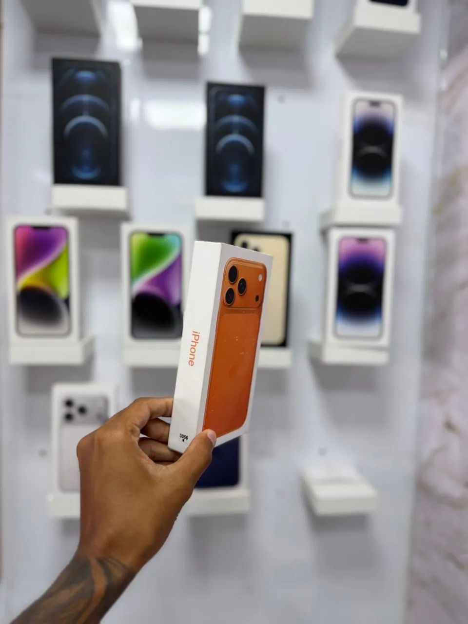IPHONE 17 PRO MAX 256GB ?R$ 8.599 - Foto 2