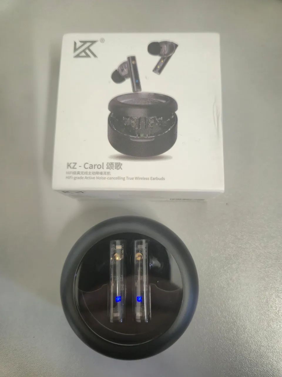Fone Kz Carol