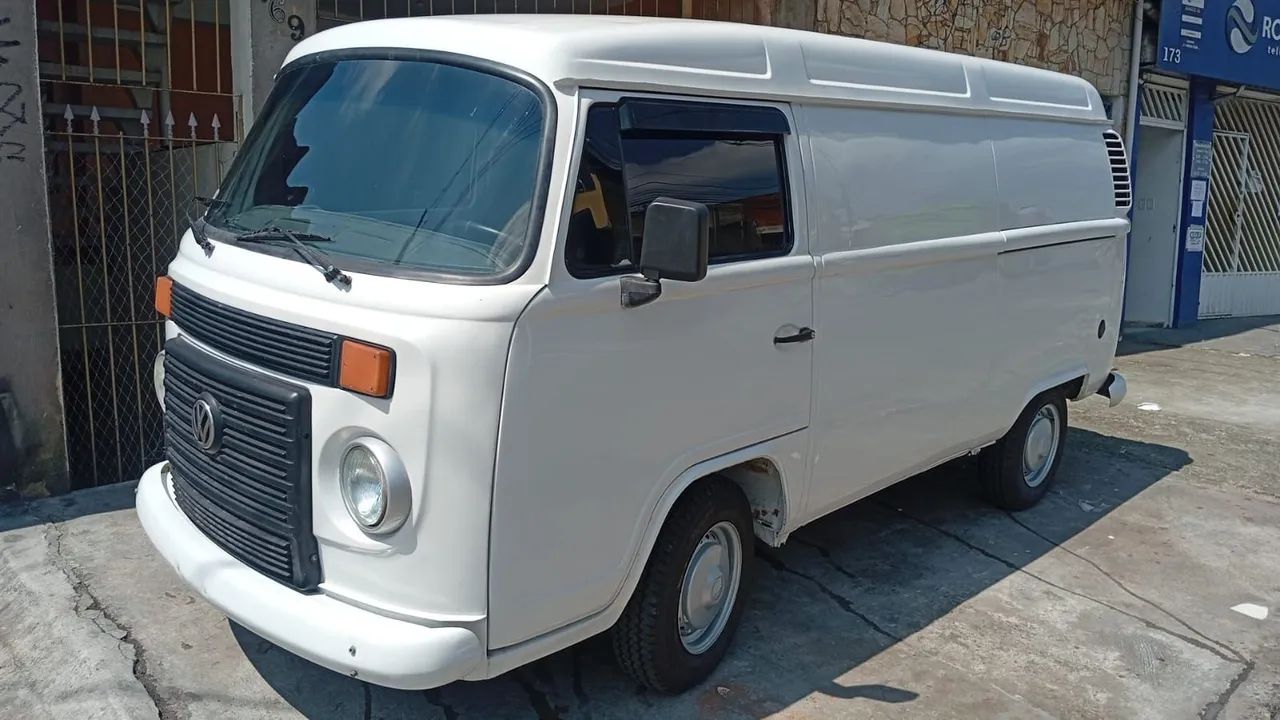 Volkswagen Kombi FURGÃO 2012