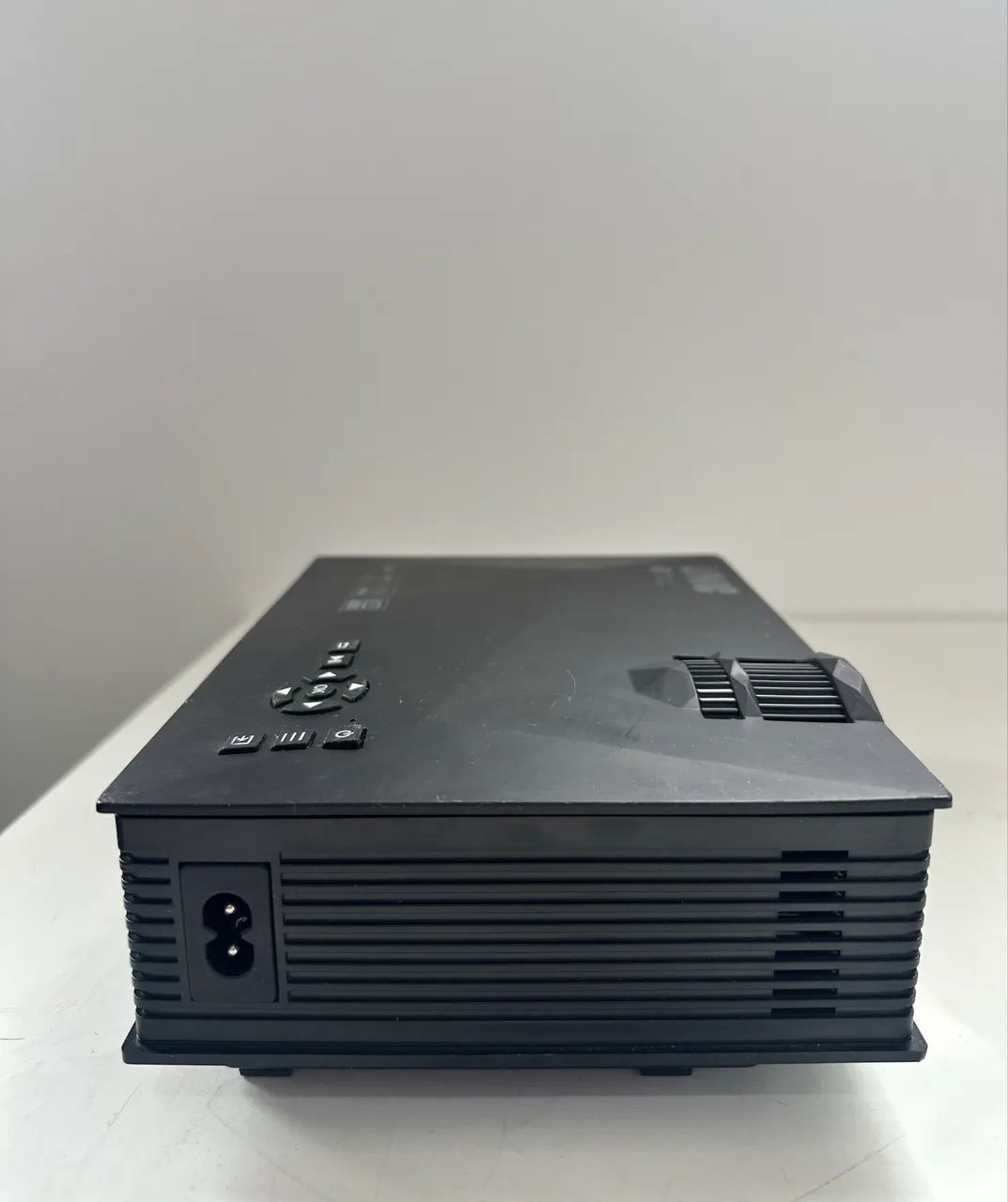Projetor 1080 + Tela 