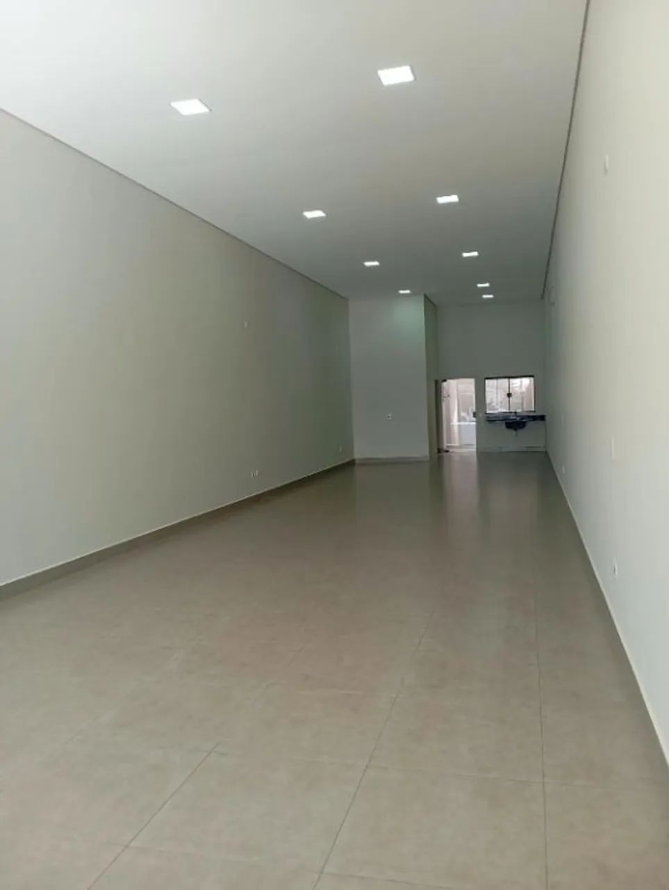 Locação de Comercial / Sala na cidade de ARAPONGAS - Foto 4
