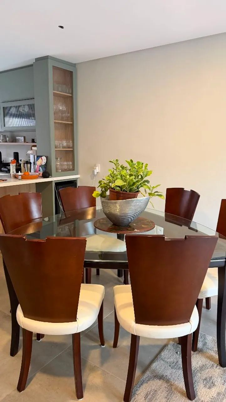Mesa de jantar e 6 cadeiras - Foto 4