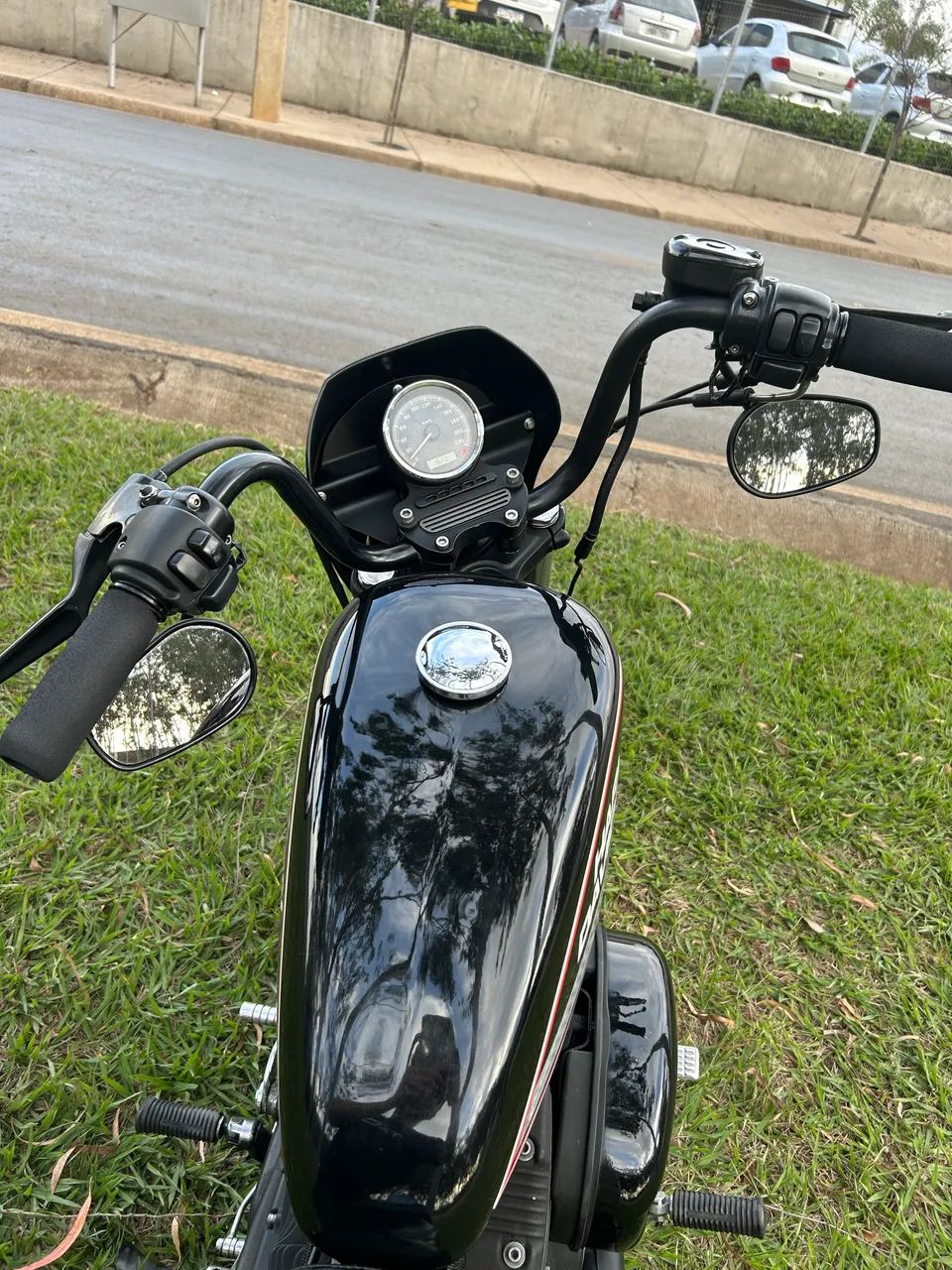 883 R Harley Davidson  - Foto 5