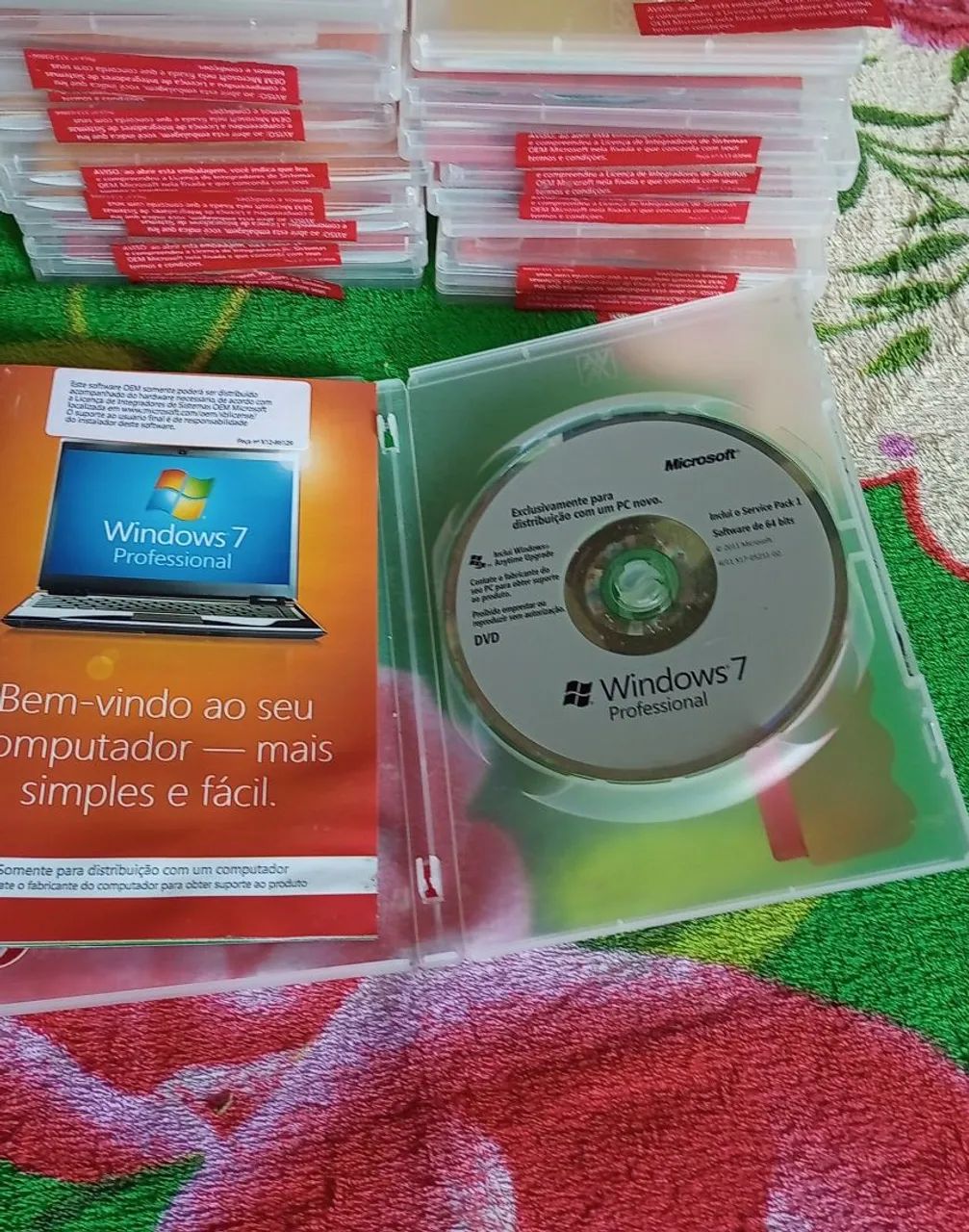 Windows7 動作品 富士通 NB40S AMD搭載 DVD再生OK Windows 7 Profissional 64bits. - Periféricos e Acessórios de