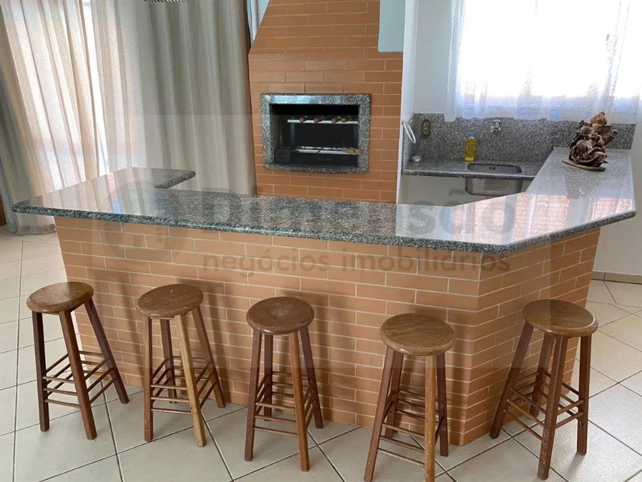 Vendo linda casa com terreno de 2000m² e projeto de viabilidade construtiva - Foto 4