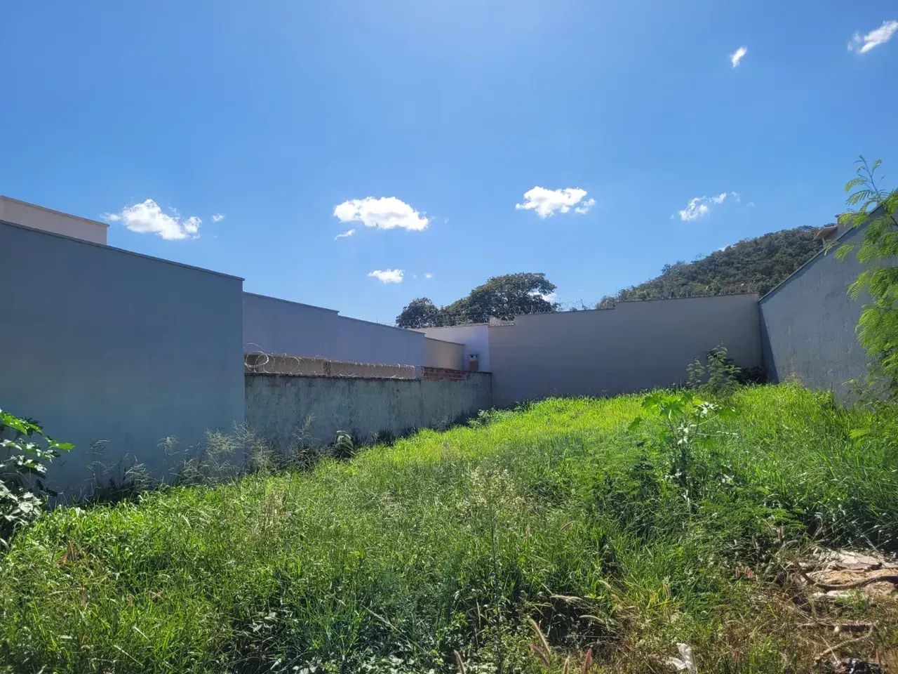 Lote/Terreno 346,06m2 - Jardim Hebrom