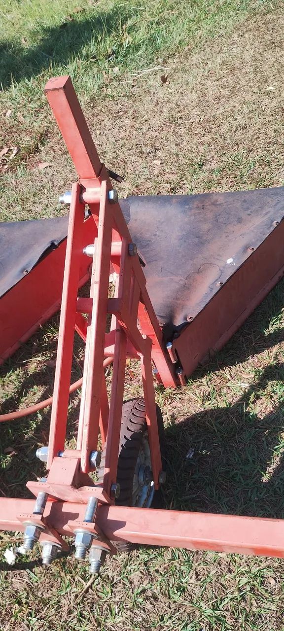 Implemento agrícola  - Foto 3
