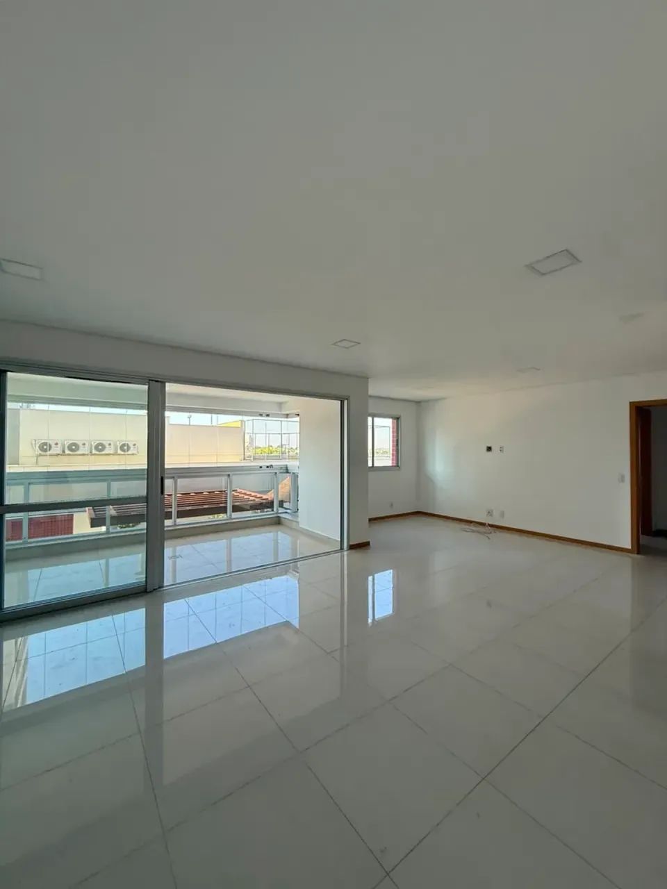 Apartamento a venda tem 156 m2 com 3 suítes no Edifício Le Champ em Jardim Cuiabá - Cuiabá - Foto 2