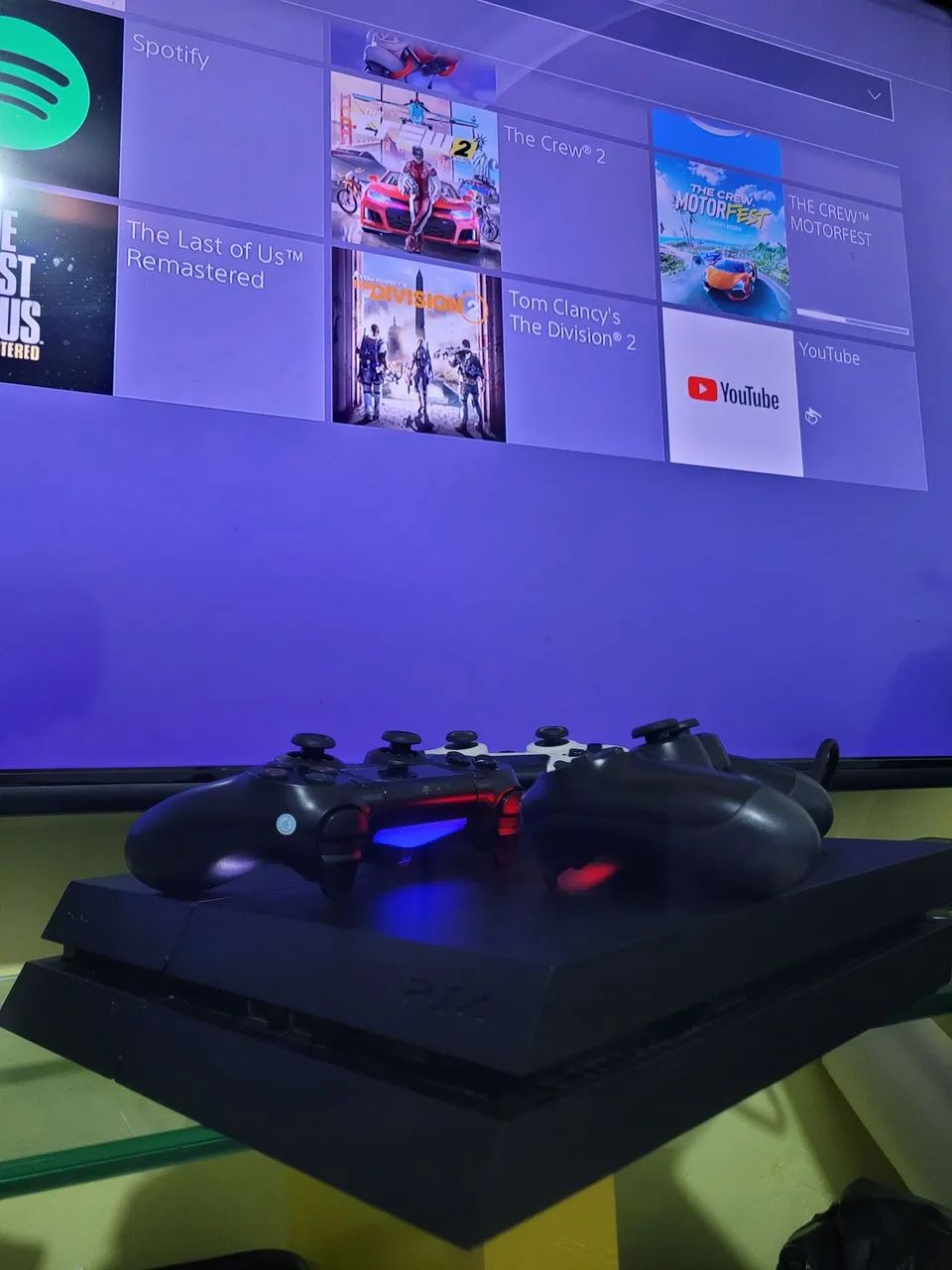PS4 fat 1TB completo 3 controles - Foto 4