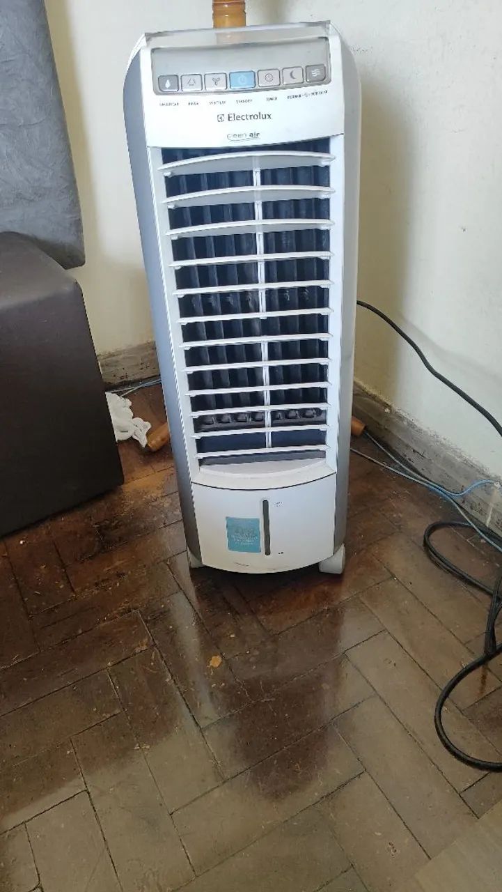 Climatizador de ar Eletrolux funcionando  - Foto 3