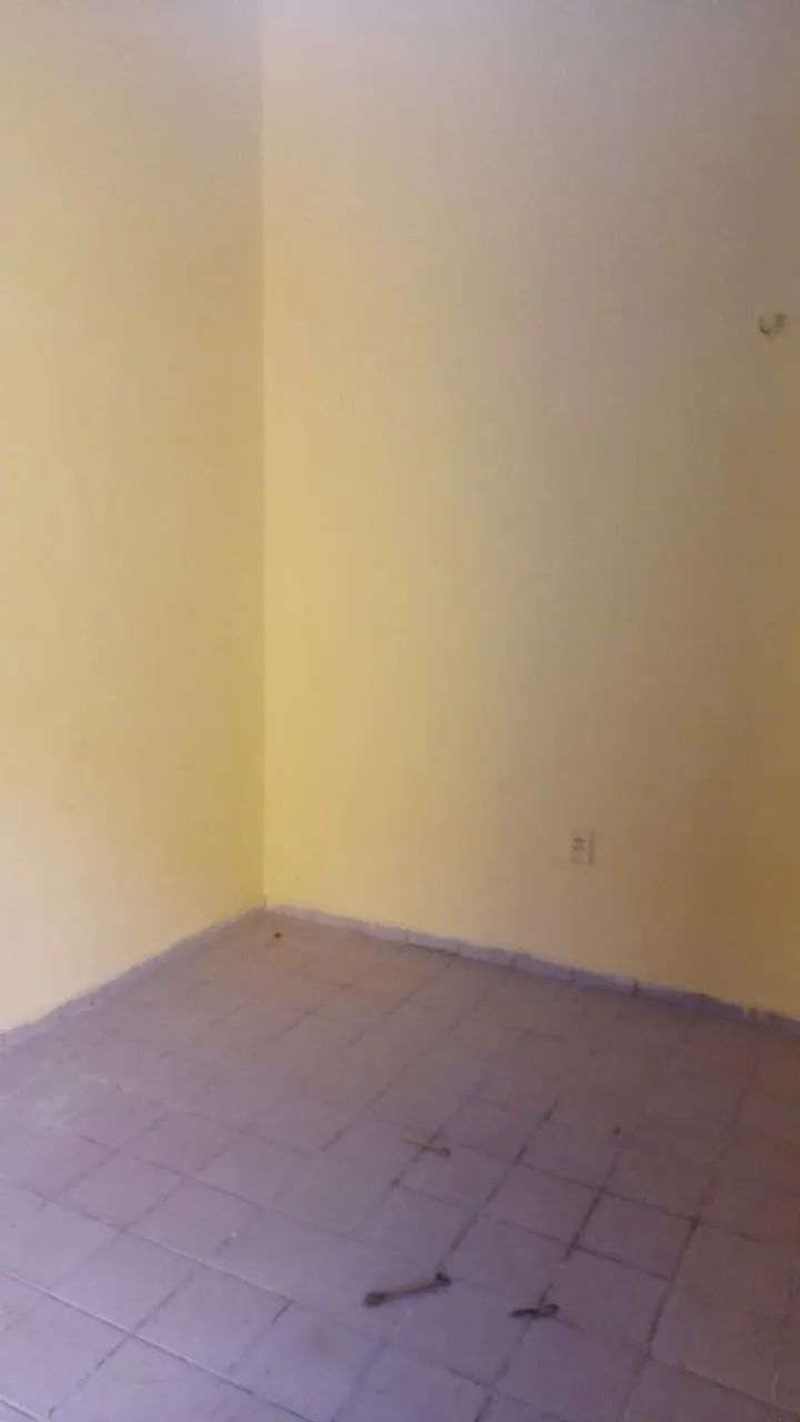 Alugo QuarTo com banheiro, Forquilha 295 - Foto 2