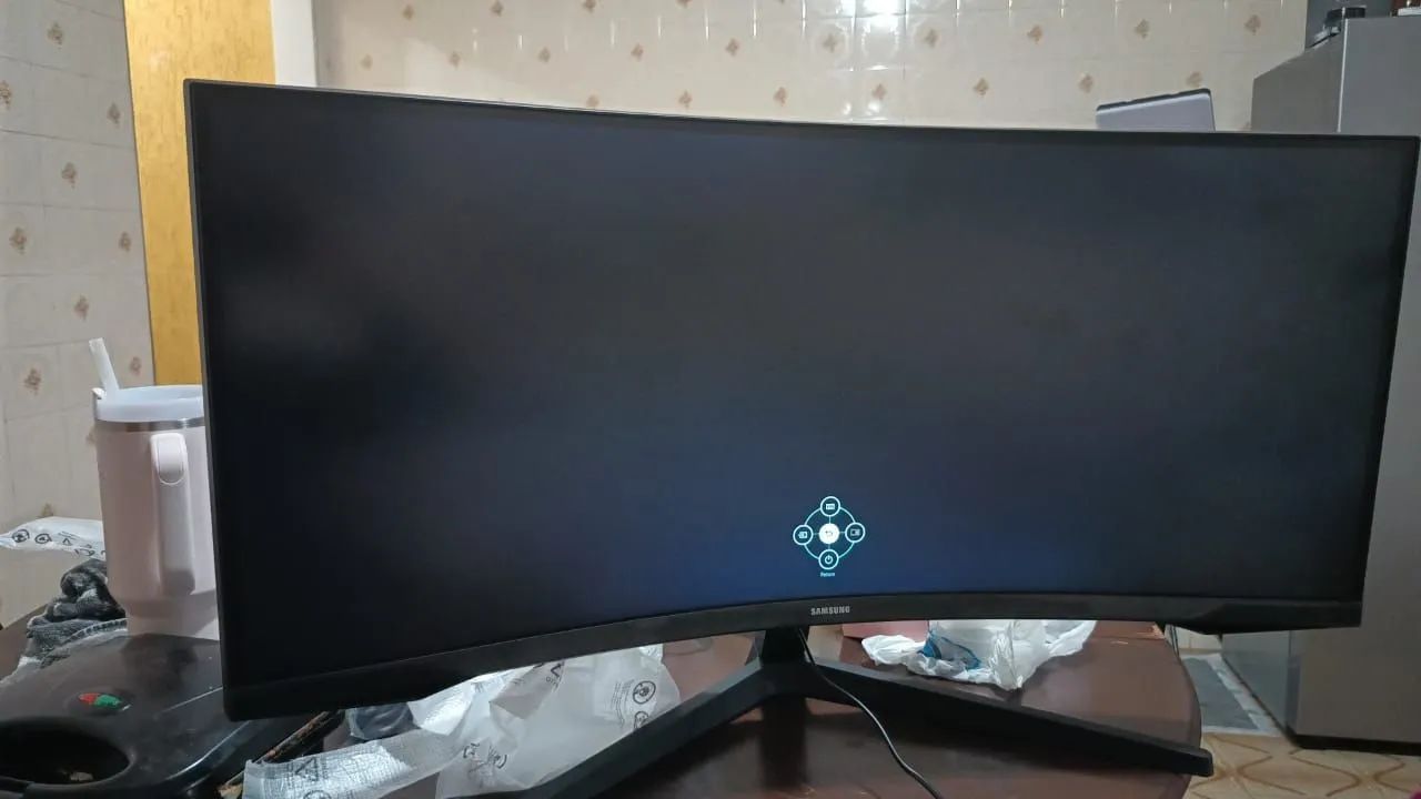 Monitor Gamer Samsung Curvo Odyssey 165HZ - 34 polegadas - Foto 3