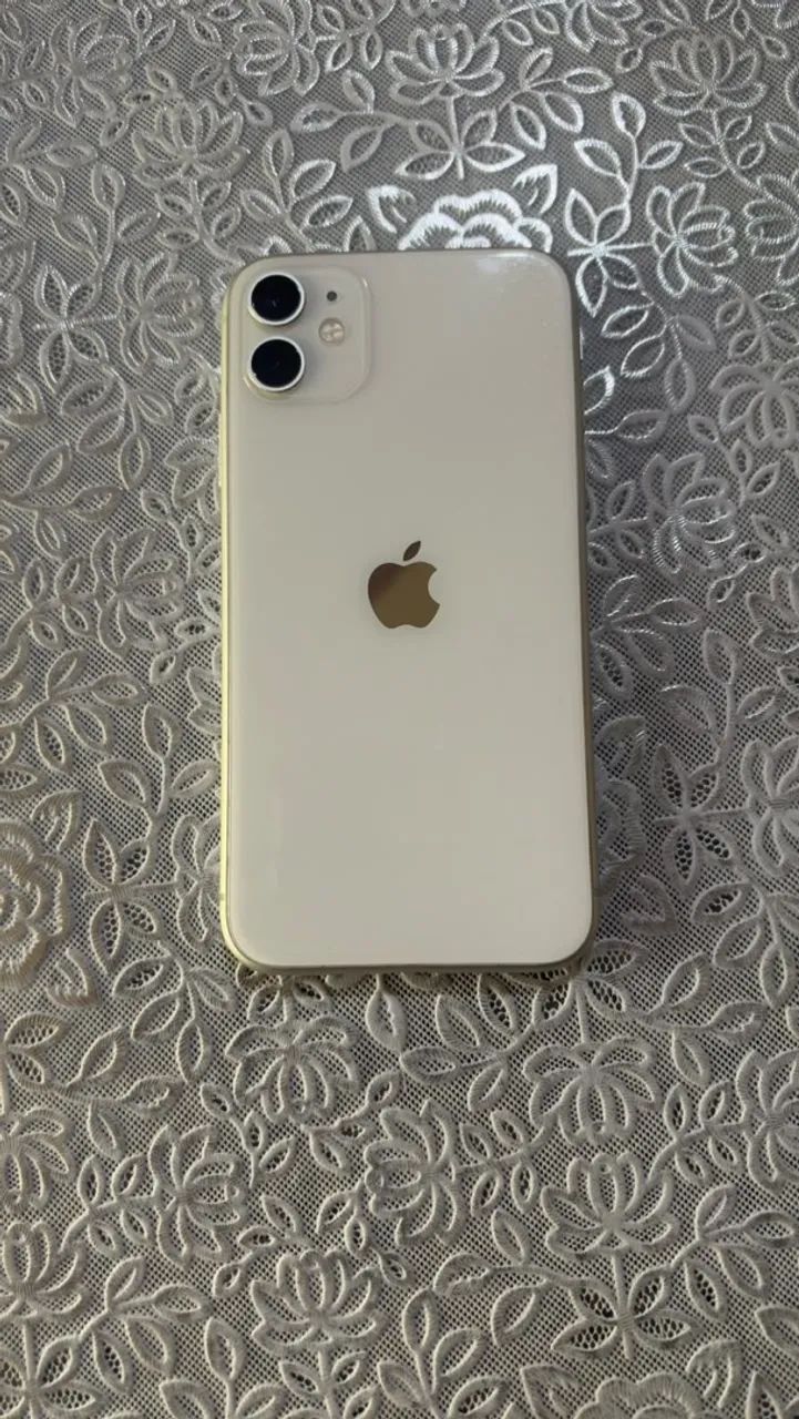 ? IPHONE 11 128 GB - BRANCO ?  ? R$ 1.100,00 - Foto 3