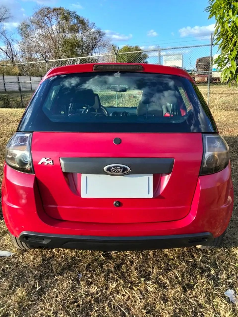 Vendo  Ford kar 2011 único dono - Foto 5