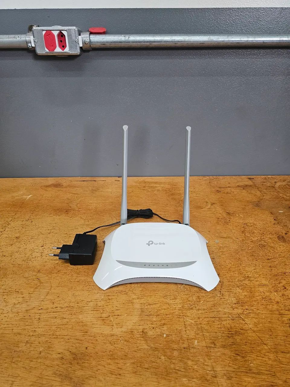 ROTEADOR WI-FI TP-LINK - 2 ANTENAS | USADO EM ÓTIMO ESTADO - Foto 2
