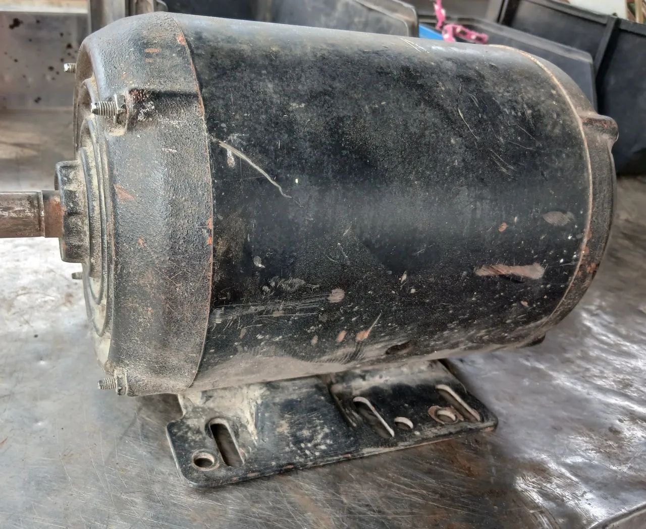 Motor Weg Usado 220/380V <br>220/380V <br>1.50 hp<br>2.00 CV - Foto 5