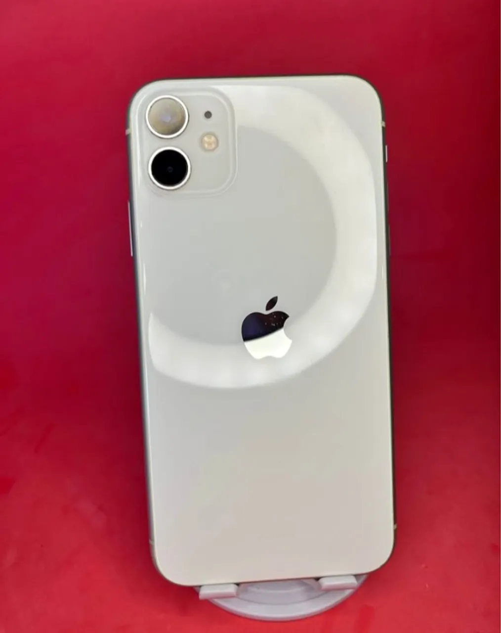iPhone 11 64g - Branco + Caixa - Celulares e Smartphones - Cocal