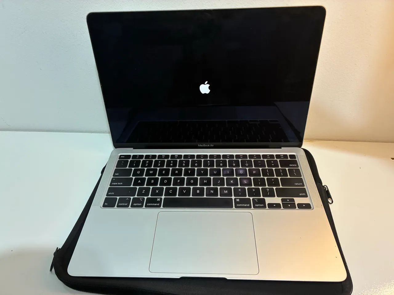 Macbook Air 13 i5 500gb + Capa + Case + Película de teclado - Foto 2