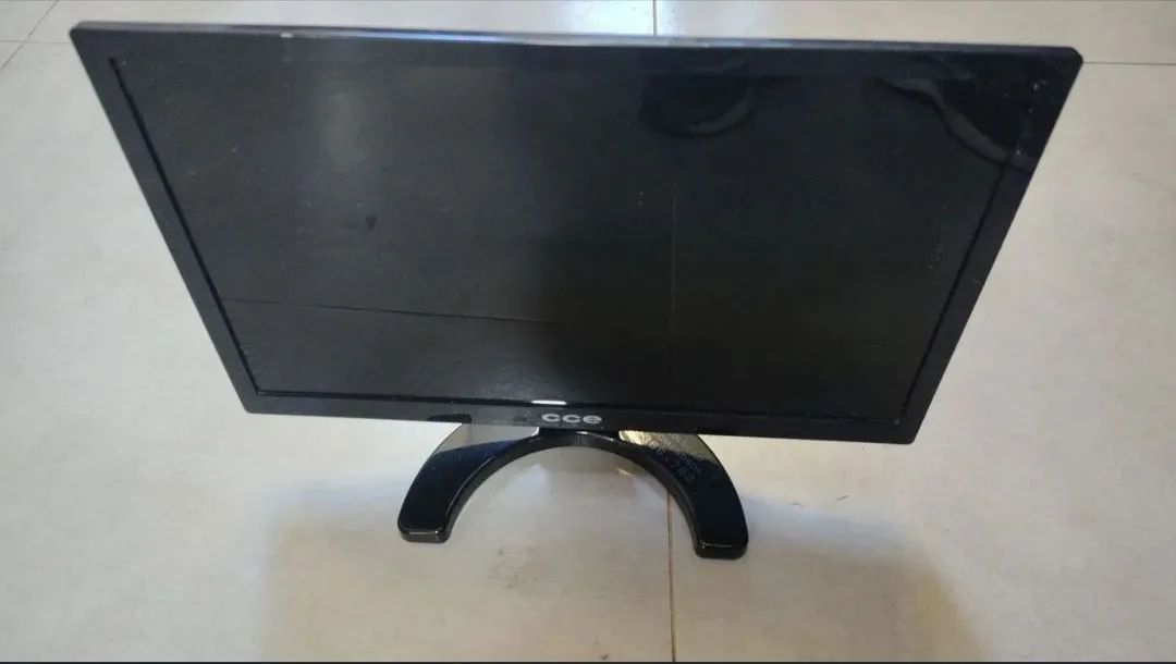 Monitor LED 15,6 Polegadas