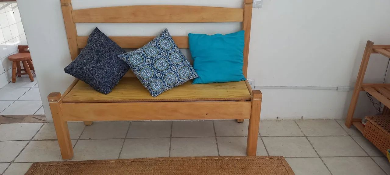 Sofá/ Banco de madeira  - Foto 2