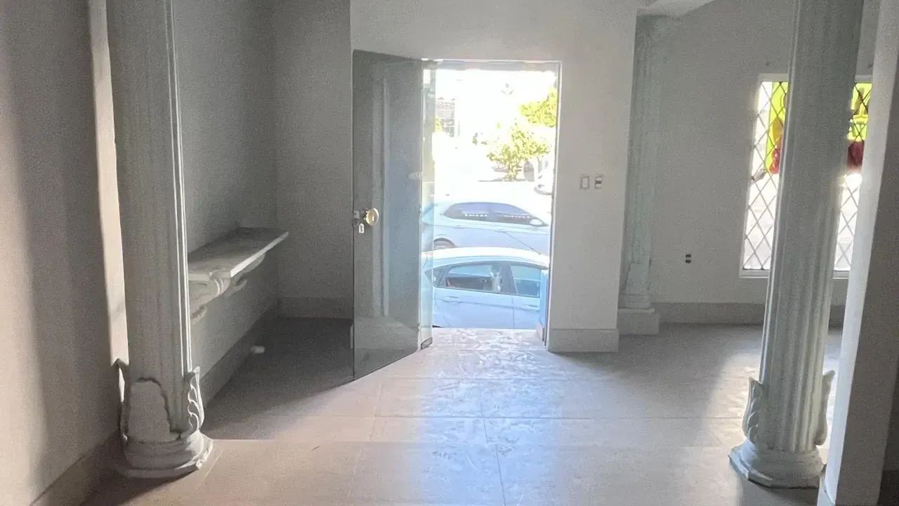 Alugo sala comercial da Miguel Sutil - Foto 2
